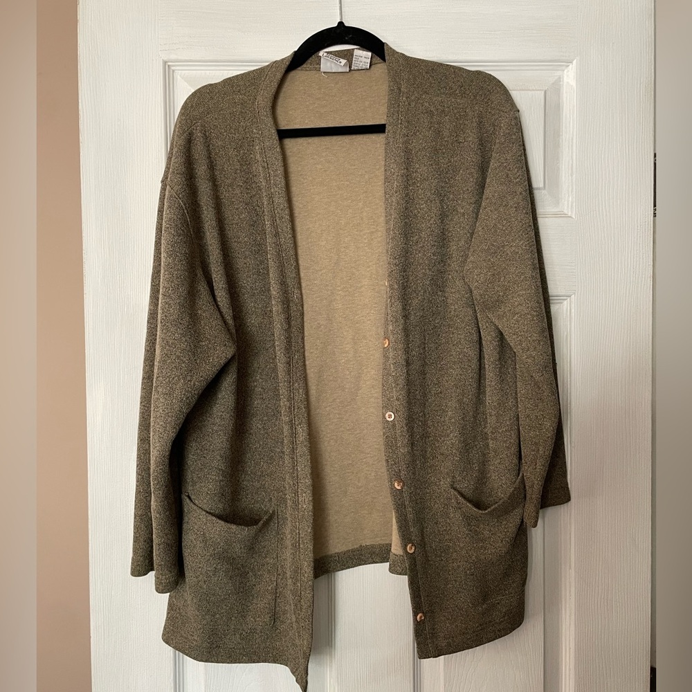 Green/ brown medium cardigan with buttons and two pockets.